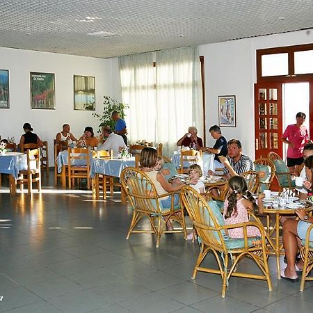 Albatros Hotel Amoopi Bagian luar foto