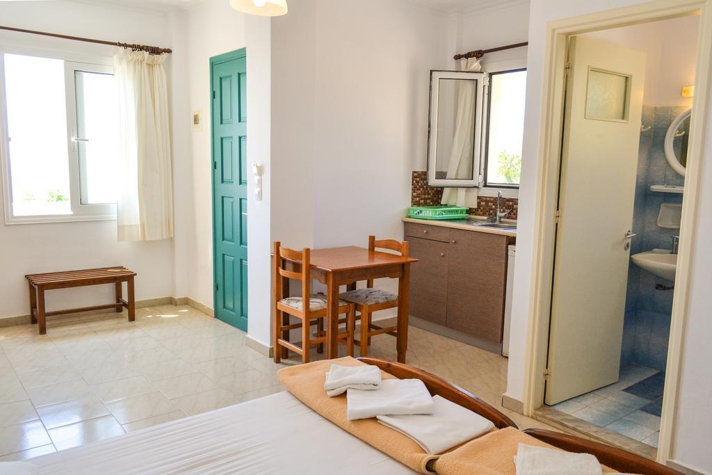 Albatros Hotel Amoopi Bagian luar foto