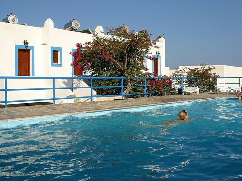 Albatros Hotel Amoopi Bagian luar foto